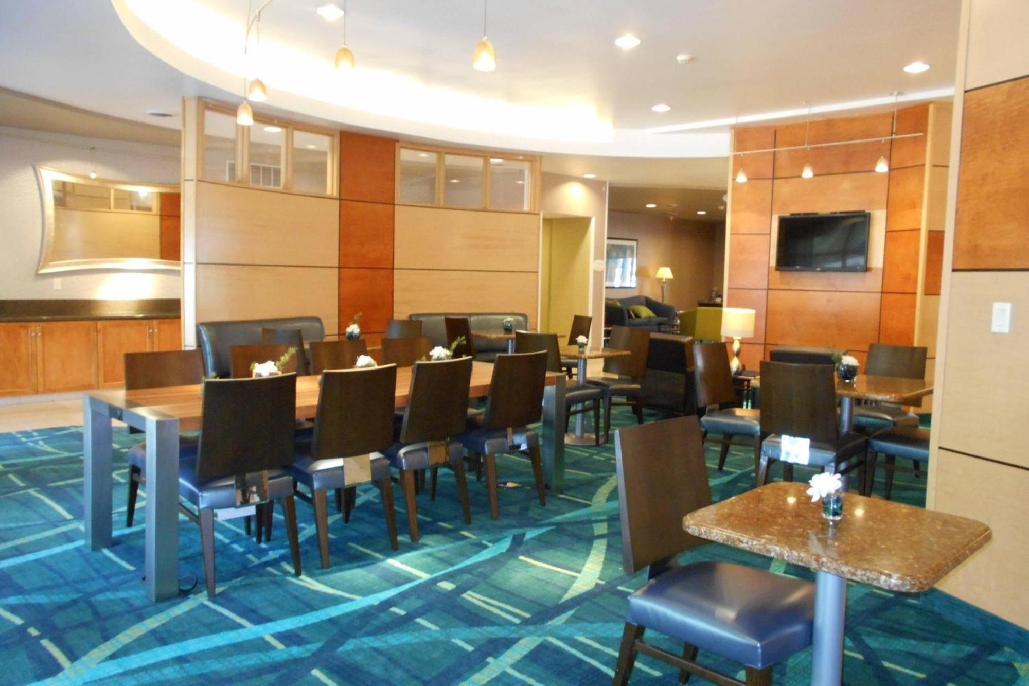 Springhill Suites Моргантаун Екстериор снимка
